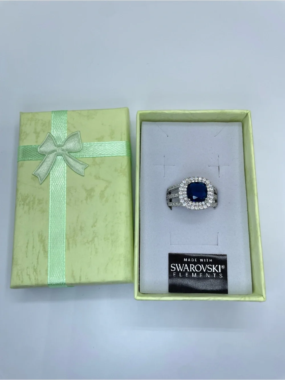 Swarovski Crystal Elements Sapphire Blue Crystal Halo Statement Ring Size 8